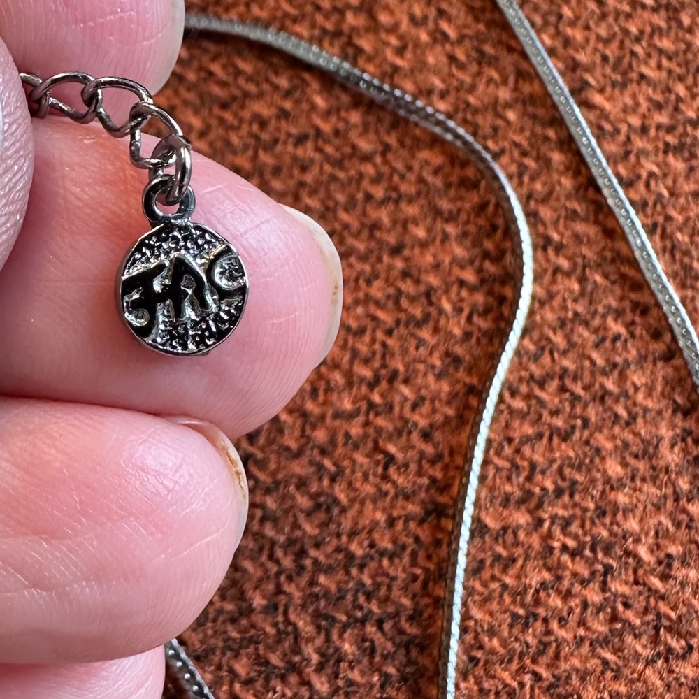 💜 Quality Crystal Jewelry Set - Picture 7 of 9